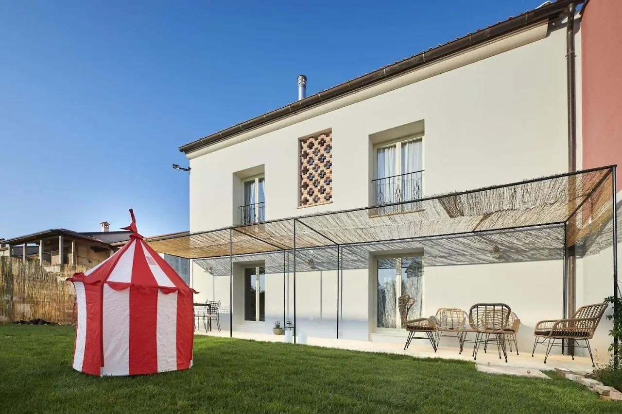 Villa Mediterranea With Pool And Grill In Umag Croatia